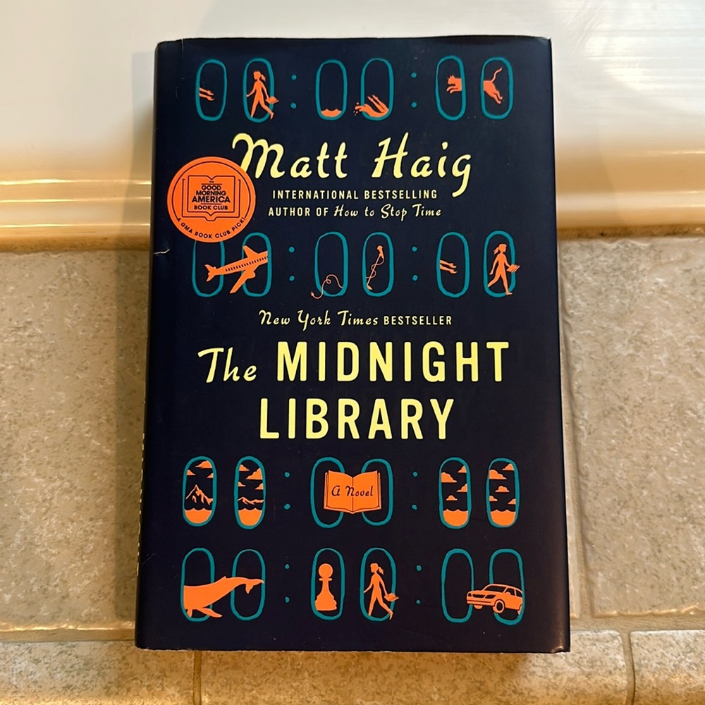 The Midnight Library. Hardcover book.